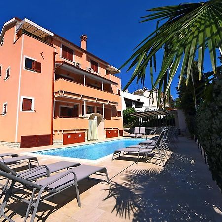 Apartments Zdjelar Poreč Eksteriør billede