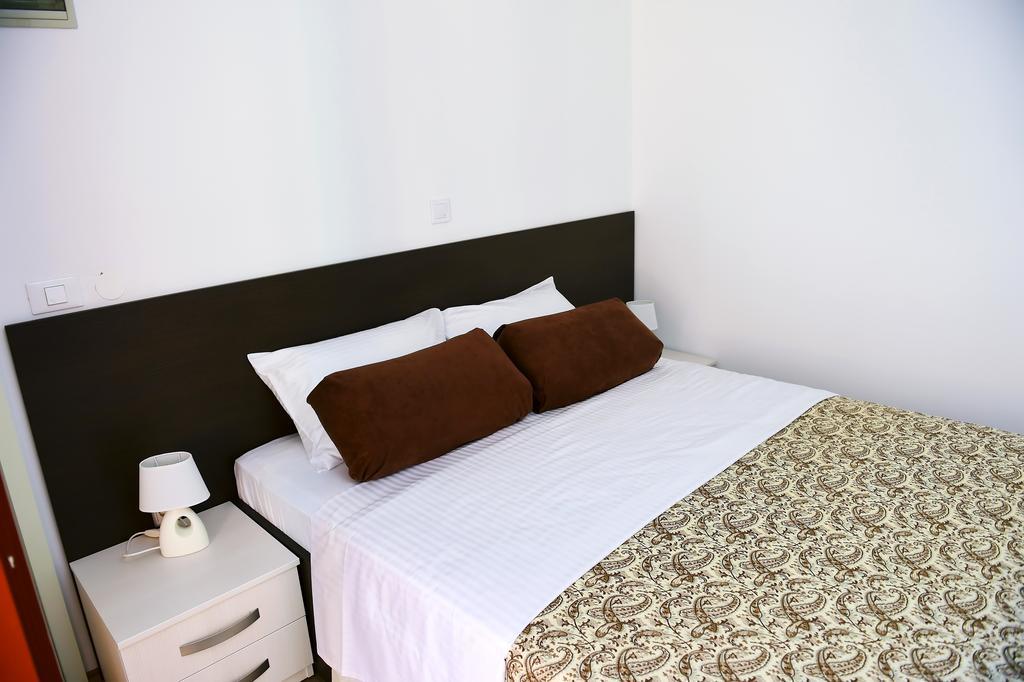 Apartments Zdjelar Poreč Eksteriør billede