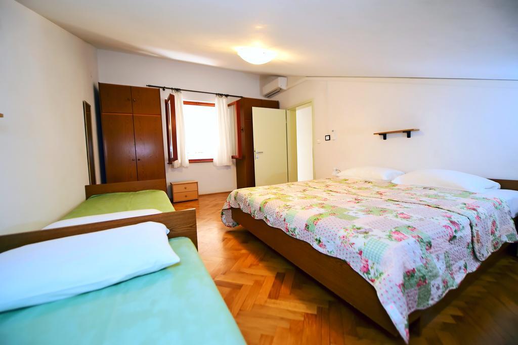 Apartments Zdjelar Poreč Eksteriør billede