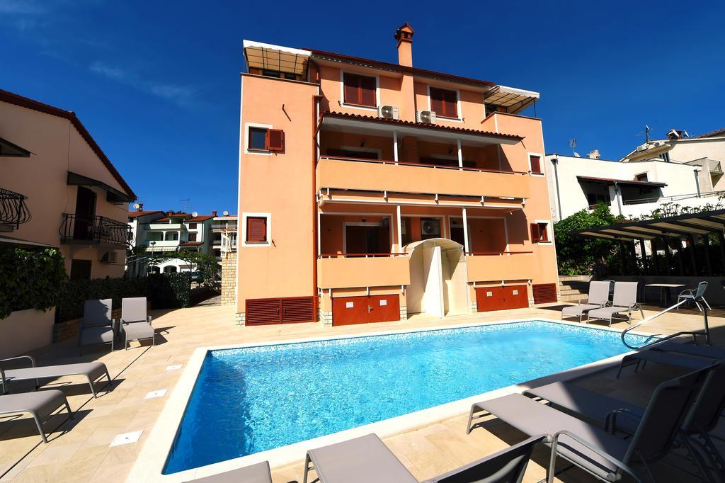 Apartments Zdjelar Poreč Eksteriør billede