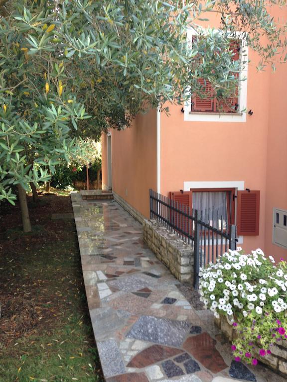 Apartments Zdjelar Poreč Eksteriør billede